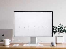 How Automation Is Replacing Repetitive Office Work (And What It Means for You) — Photo by Sora Sagano on Unsplash